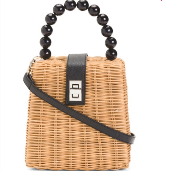 Handbags - Wicker Bag with black Accent handle